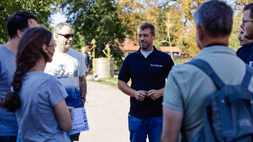 Erntedankfest in Kuhhorst 2024 - Führung über den Hof