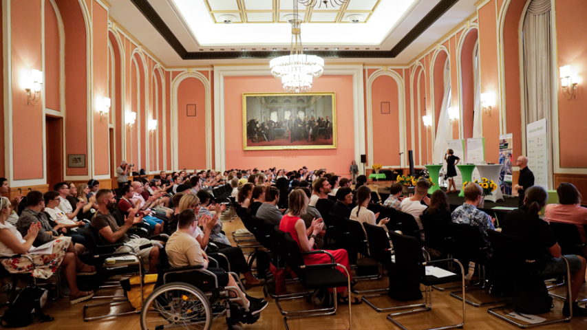 Zertifikatsfeier aller Berliner Werkstätten im Roten Rathaus